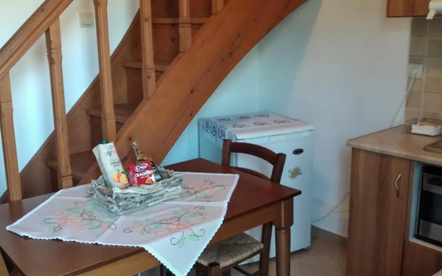 Athina Studio Apartments