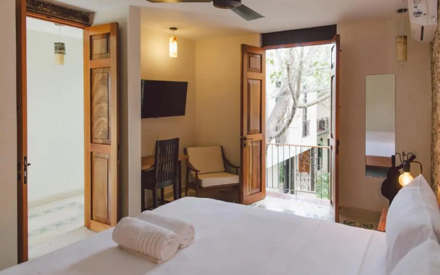 TreeHouse Boutique Hotel - Adults Only