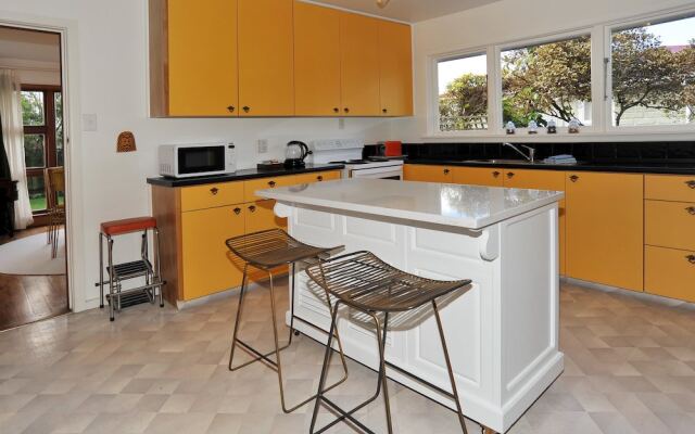 Woodbury Villa