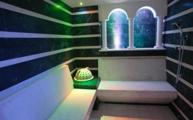 Hotel Condor