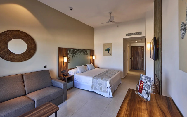 Hotel Riu Turquoise