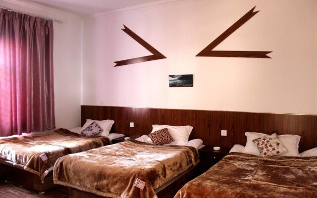 Dali 5060 Hostel