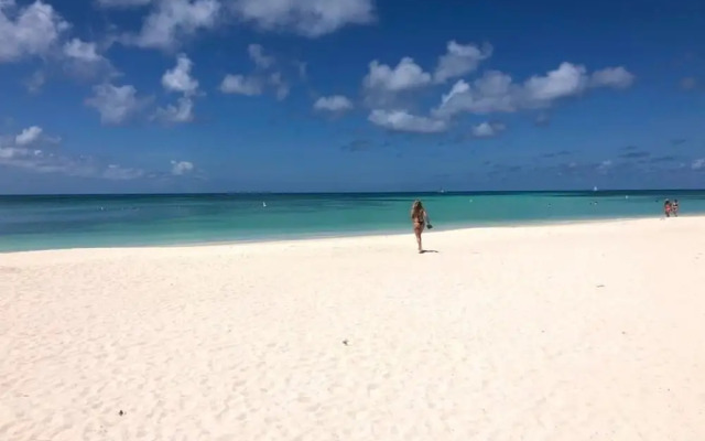 Yoyita Suites Aruba