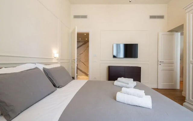 Florence Luxury Apartment al Duomo by Mmega