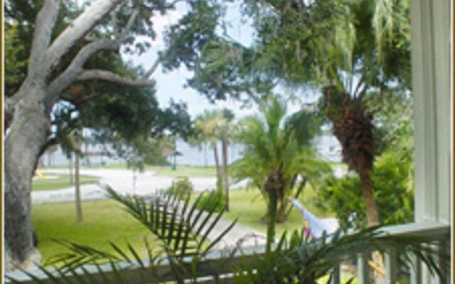 River Lily Inn Bed and Breakfast