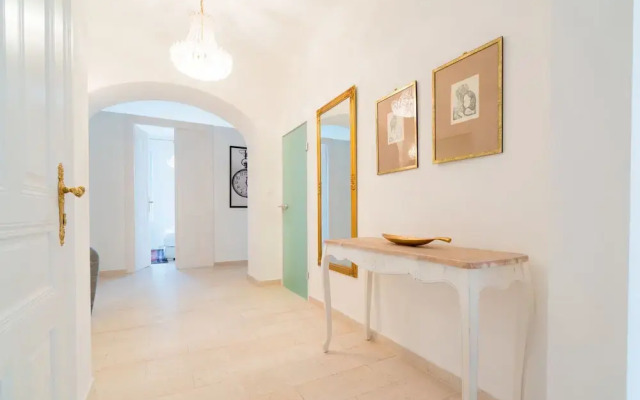 Vienna Residence Spacious Viennese Apartment for up to 5 Happy Guests