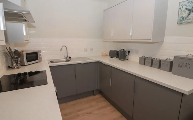 21 Coedrath Park