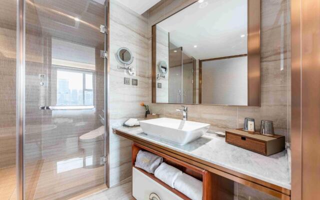 Yun-Zen Century Hotel