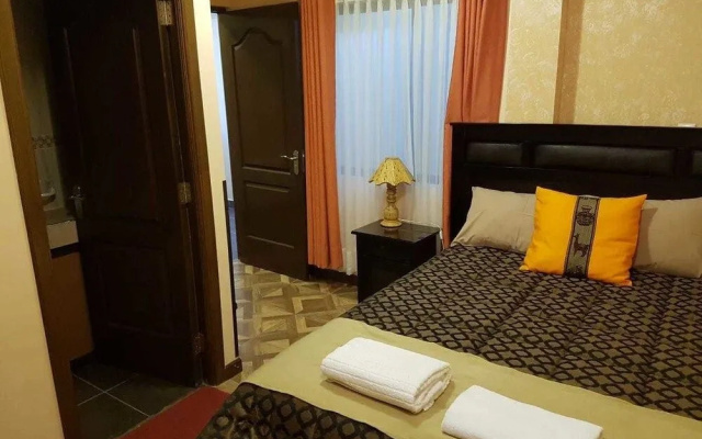 Las Tholas Hotel