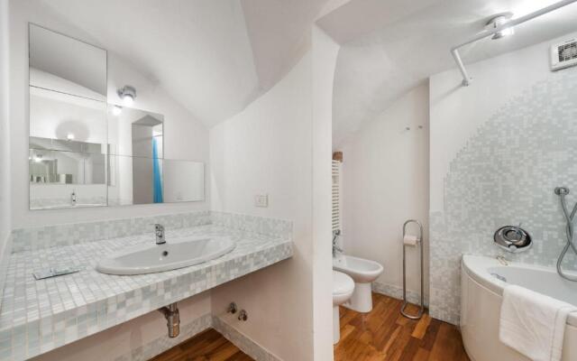 Pontevecchio Luxury Suite AMAZING LOCATION! hosted by Sweetstay