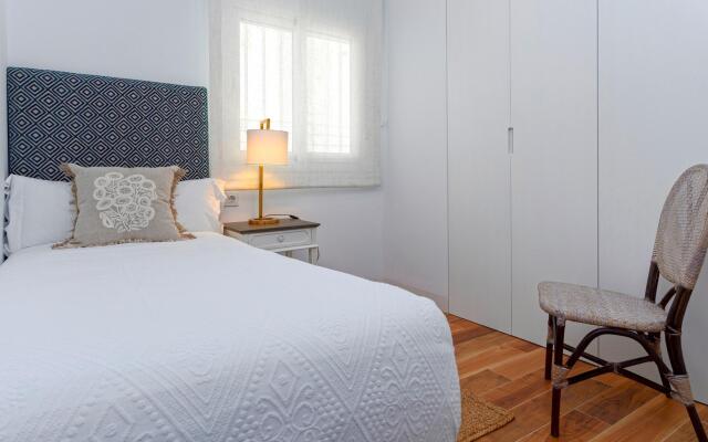 Beautiful 3-bedroom apartment in Cadiz center. San Antonio IV
