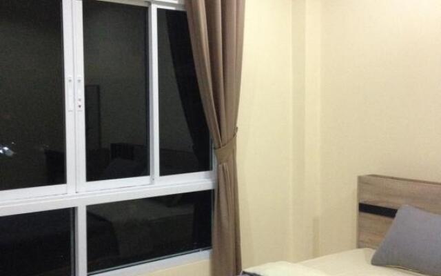 Apartments Baanlaktee 9