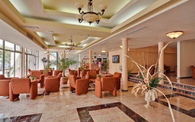 Hotel Cleopatra