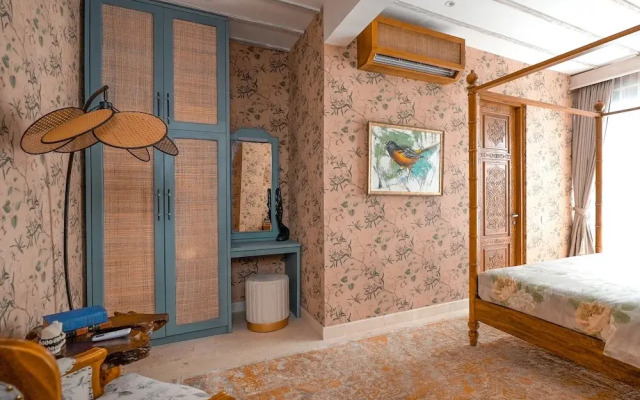 Luxurious Arakana Villa with Pool