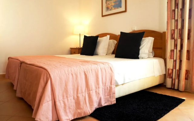 Oasis Beach Apartments