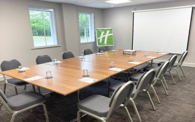 Holiday Inn Aylesbury by IHG