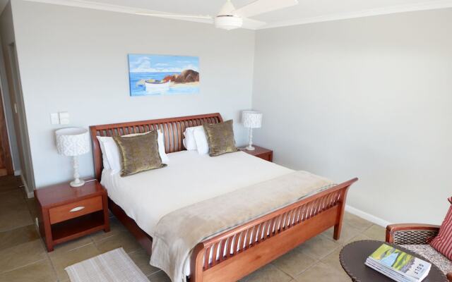 Oystercatcher Lodge