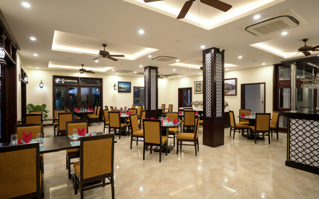 Silk River Hoi An Hotel & Spa