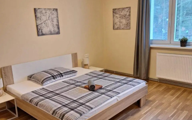 Star Apartments