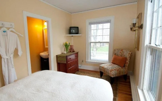 Lindenwood Inn