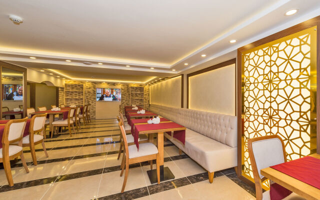 Marmara Place Old City Hotel