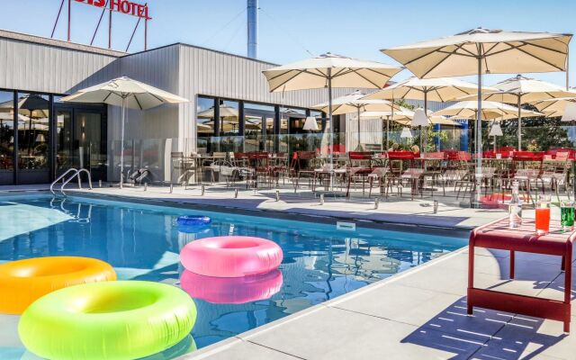 ibis Orange Centre Echangeur A7 A9