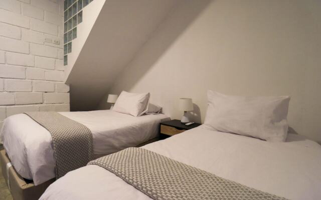 Astonishing 2BR With Spectacular Ocean View