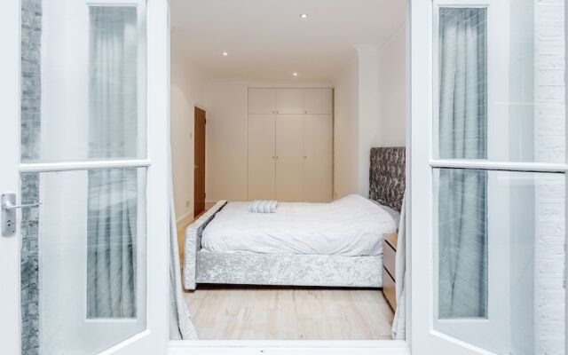 Nevern sq 2 Bed 2 Bath Cromwell