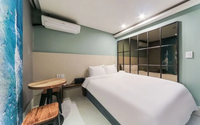 Sol Motel