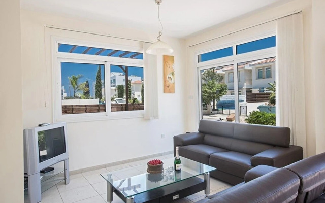 Villa Merly AQ Dv27
