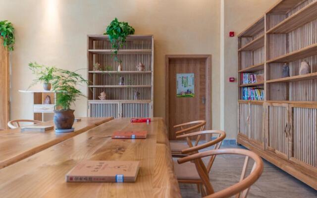 Yunxianju Tea Culture Theme Hotel