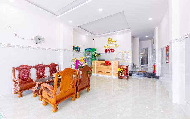 OYO 808 Hoang Lan