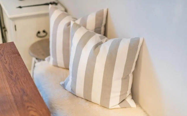 Whg_ 59 _Peter_ Haus Kaept_n_Chris