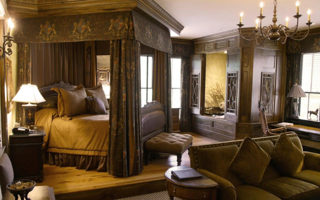 The Chanler at Cliff Walk