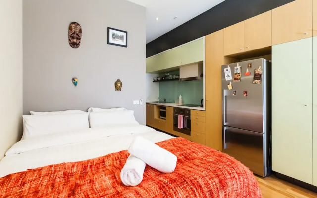 TENNYSON, Richmond Studio Apartment