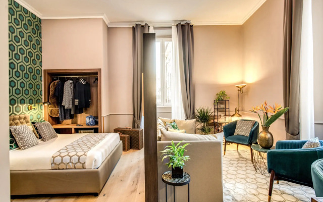 Tree Charme Parliament Boutique Hotel