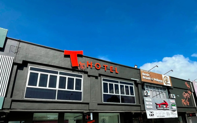 T Hotel Tandop