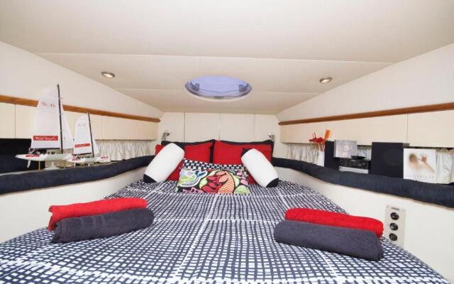 Lanzarote Yacht Hotel
