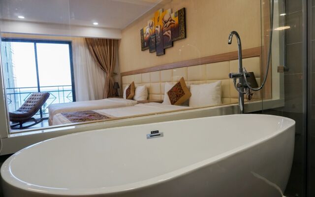 Ruby Hotel