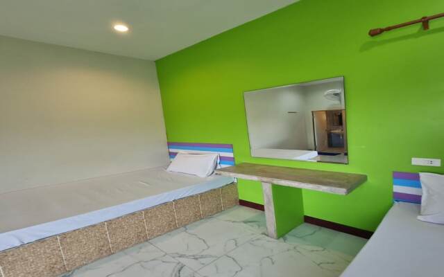 OYO 75487 Prang Thip 306 Resort