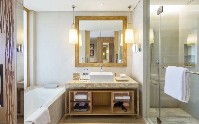 Sheraton Sanya Haitang Bay Resort