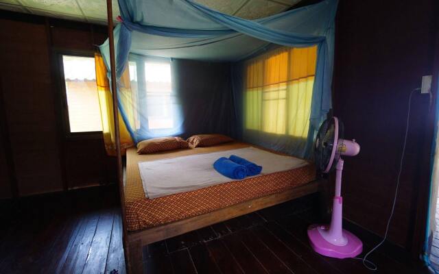 OYO 669 Koh Yao Beach Bungalows