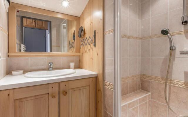 Appartement La Clusaz, 4 pièces, 6 personnes - FR-1-304-35