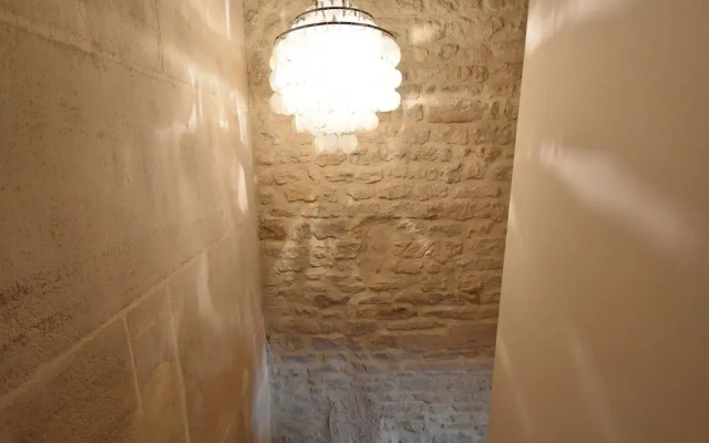 Luxurious Mansion in Castle Grounds in Lantheuil