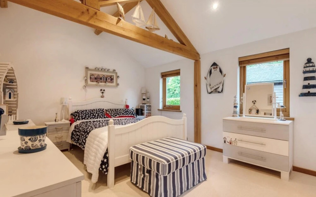 Luxury 3 Bedroom Barn Conversion - Canterbury