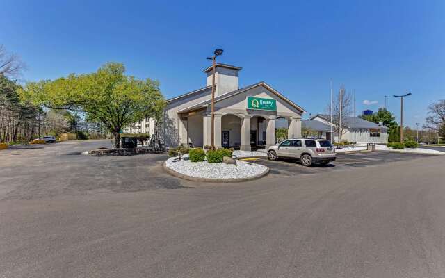 Quality Inn Austintown - Youngstown West