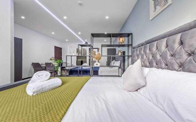 Serviced Studio Flat Near Camden Euston Station
