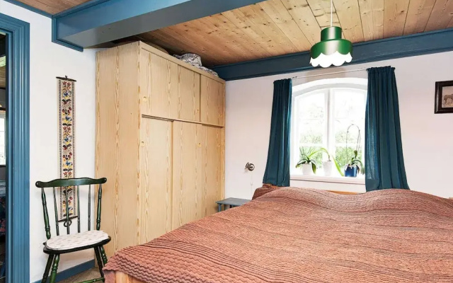 Vintage Holiday Home in Bredebro near Sea
