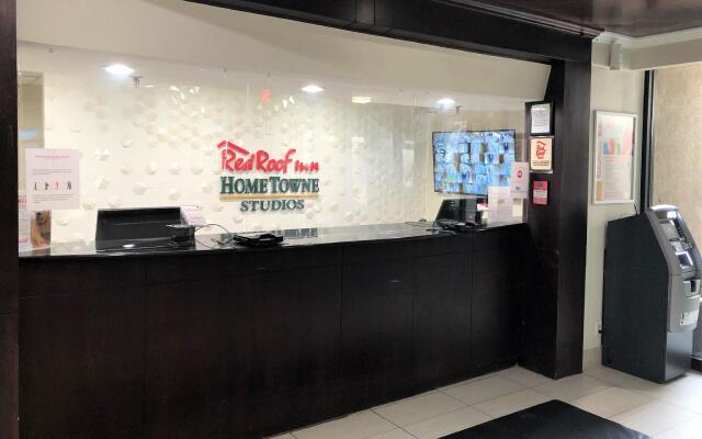 HomeTowne Studios by Red Roof Bordentown - McGuire AFB