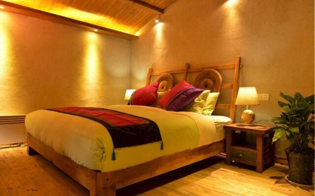 Sanse Yunhe Inn Lijiang Ancient Town